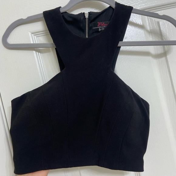 Black crop top | Blondie Nites by Stacy Sklar - Picture 7 of 7